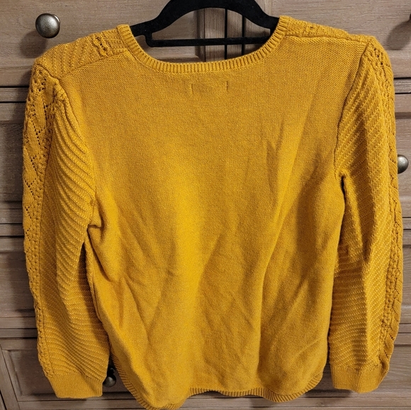 NWOT Sonoma V-neck sweater - Mustard Size L - Picture 4 of 5
